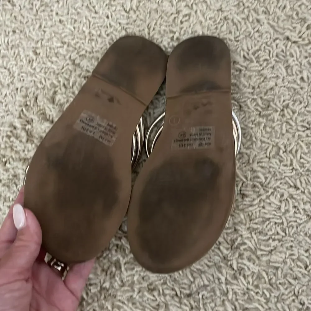 Nina Girls Metallic Slip on Sandals size 1